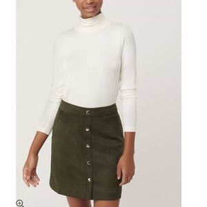 Women’s LOFT Rich Dark Olive Green Suede Short Mini Skirt Size 6